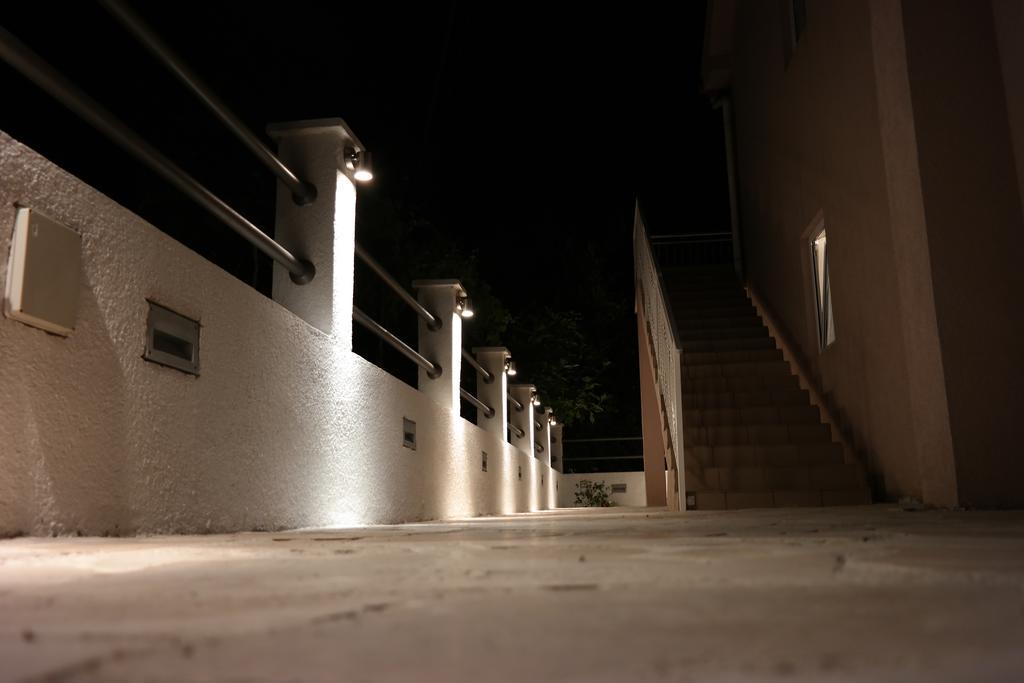 Apartments Lalevic Donji Morinj Buitenkant foto